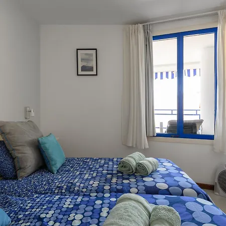 Charming With Terrace, Swimming Pool And Sea Views 아파트 타우리토