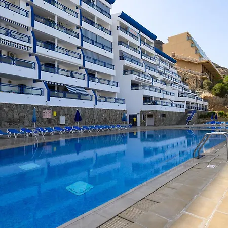 Charming With Terrace, Swimming Pool And Sea Views * 타우리토