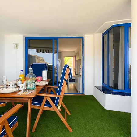 아파트 Charming With Terrace, Swimming Pool And Sea Views 타우리토